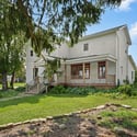 209 W Walnut St, Dodgeville, WI