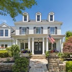Photo of 1000 Lee Street