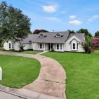 Photo of 3128 Darby Ln