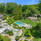 Photo of 252 River Road