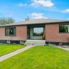 Photo of 1102 W Fremont Ave