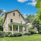 Photo of 5809 Grosvenor Lane