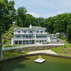 Photo of 1 Oak Dr