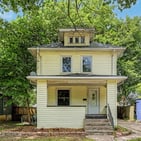 Photo of 1706 Bradley Avenue