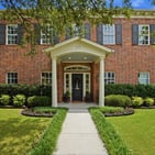 Photo of 740 Edgefield Rd