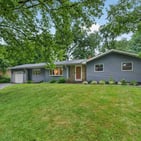 Photo of 147 Farmingdale Rd
