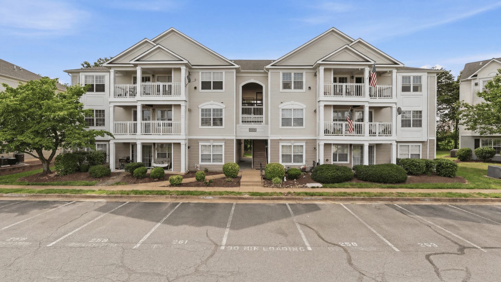11009 Kinship Court, 102