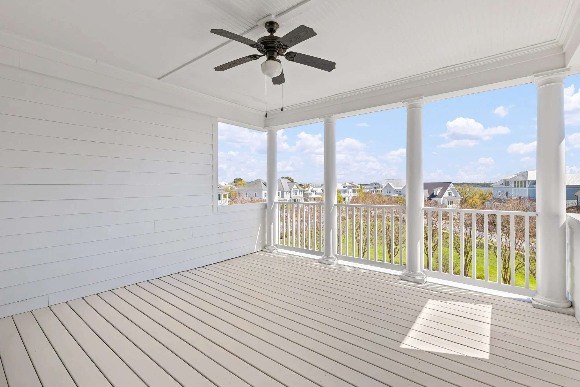 38 of 69. Balcony overlooking Frissel Park with previews of the Wando River.