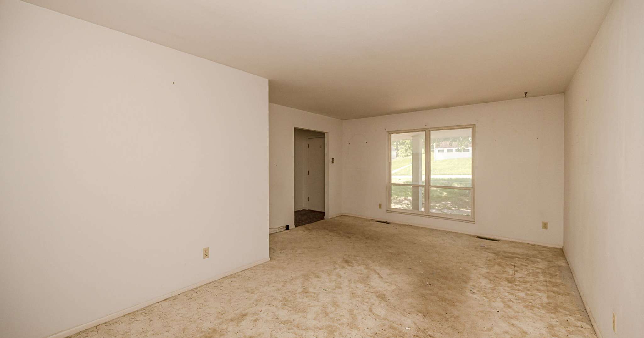 11 of 43. Actual Dining room / living room