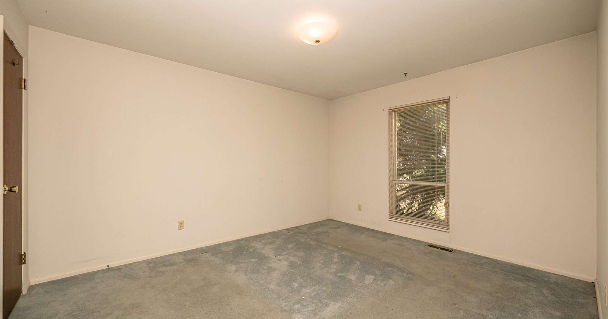 25 of 43. Second bedroom