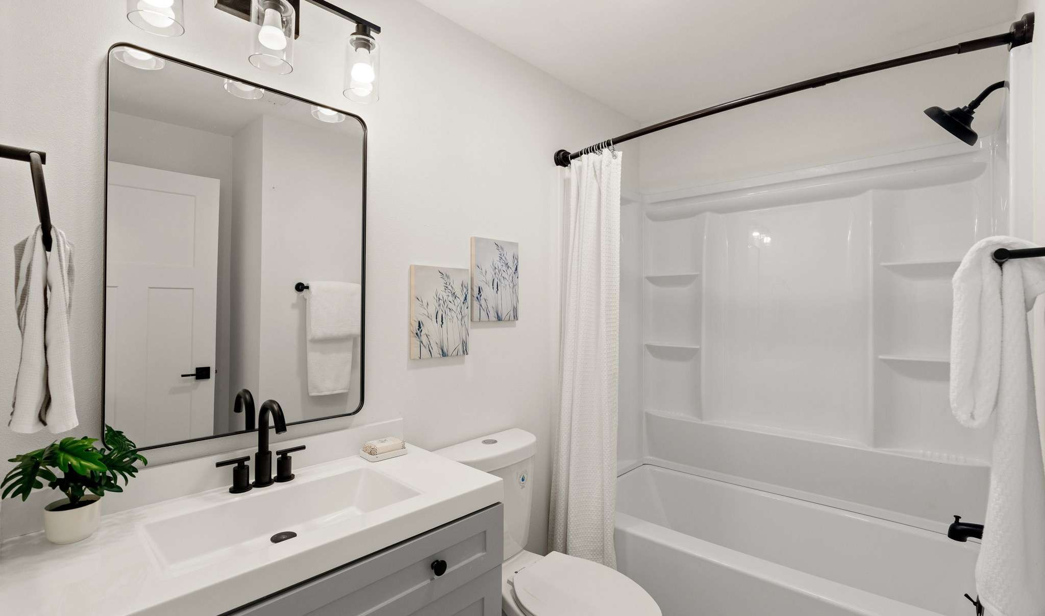 12 of 33. Main level bathroom