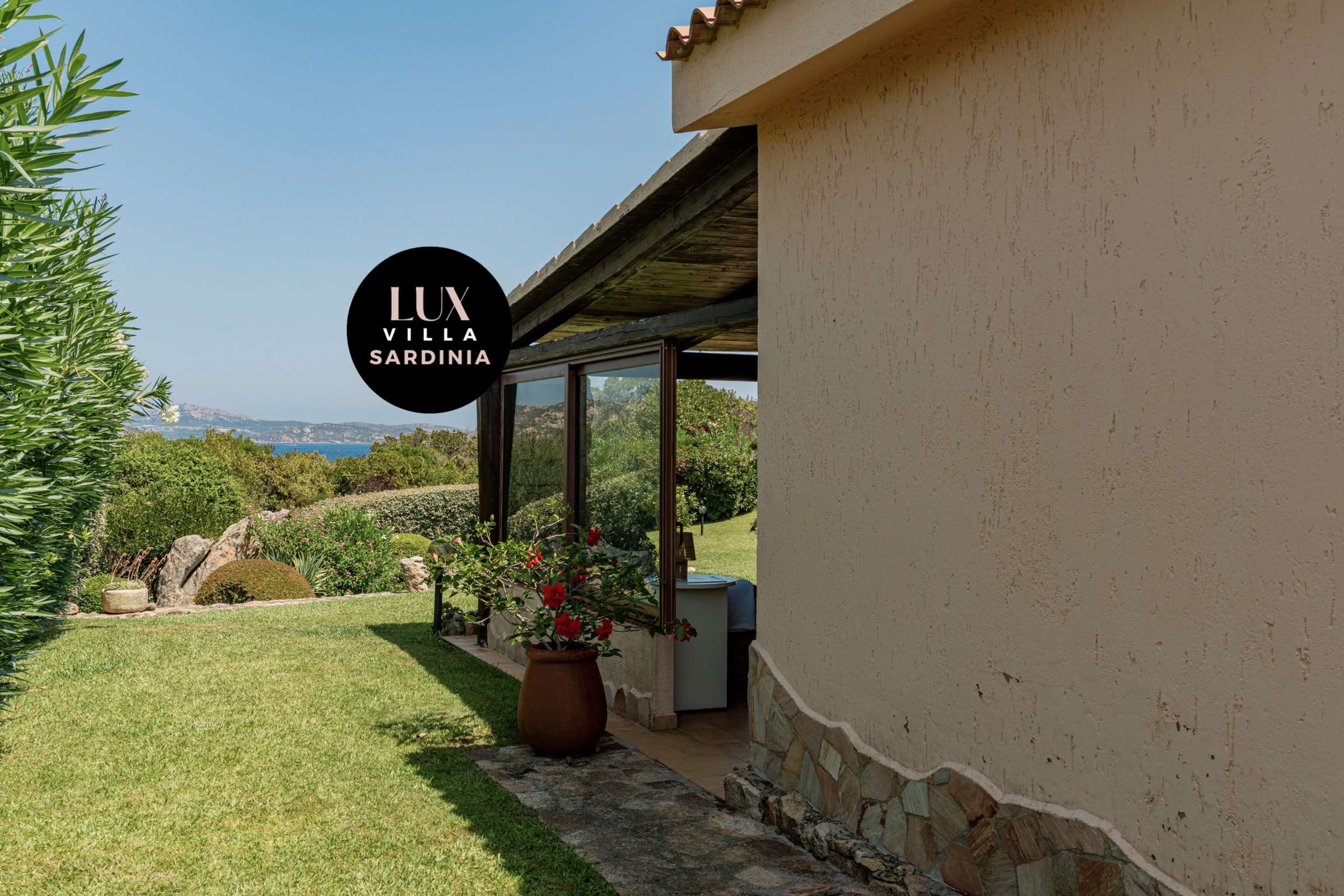 11 of 66. Discover this villa featuring panoramic views, spacious outdoor areas, and a seamless blend of nature and comfort.