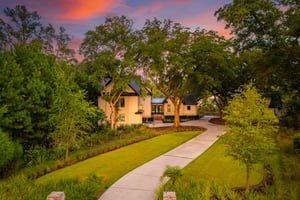 Spanning Captain's Island Estate