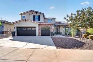 Luxury Living Meets Adventure in Goodyear