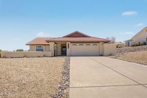Desert Beauty with Four Peaks Views & Everyday Convenience