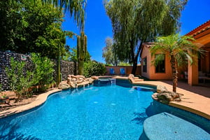 Luxury Living Elevated in Scottsdale's Prestigious Villa de Sorano