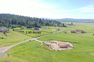 2.89 Acres of Idaho Inspiration!