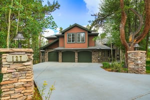 A Breckenridge Legacy Estate Designed for Mountain Living