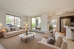 Spacious end unit condo in Rutherford