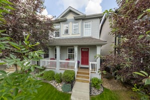 Beautiful modern home on quiet street in Edgemont