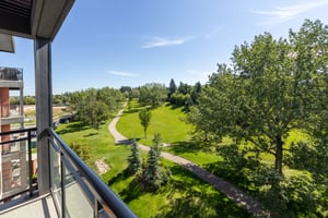 Beautiful condo overlooking Grenadier Park in St. Albert