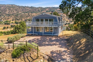 Peaceful Country Living with Room to Roam