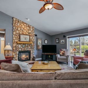12913 NW Lark Meadow Lane, Powell Butte, OR