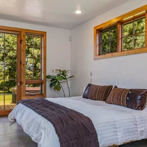 55383 Huntington Road, Bend, OR