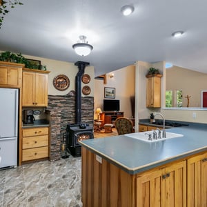 5920 NE Cerysa Lane, Prineville, OR