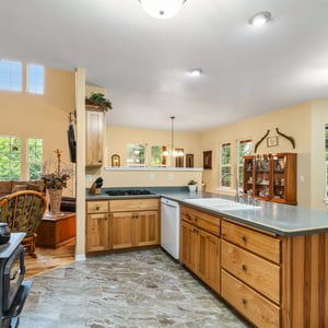 5920 NE Cerysa Lane, Prineville, OR