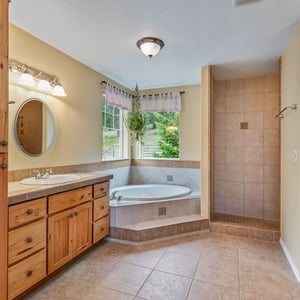 5920 NE Cerysa Lane, Prineville, OR