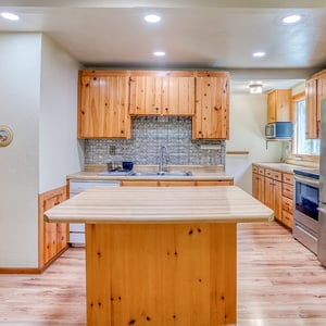 2628 S BEAVER CREEK RD, Seal Rock, OR