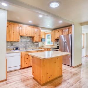 2628 S BEAVER CREEK RD, Seal Rock, OR