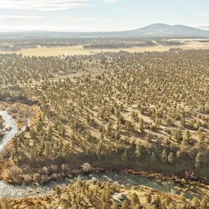 6633 NW Tetherow Road, Redmond, OR