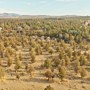 6633 NW Tetherow Road, Redmond, OR