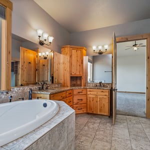 6501 SW Joshua Court, Powell Butte, OR