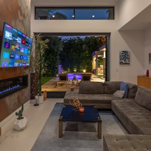 631 N Curson Avenue, Los Angeles, CA
