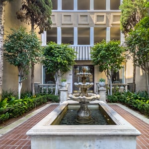 8455 Fountain Avenue, 518, West Hollywood, CA