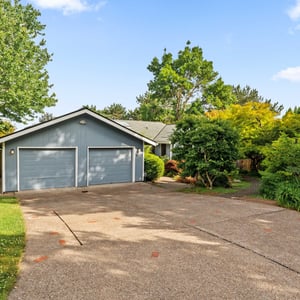 3077 NW Lisa Pl, Corvallis, OR