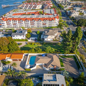 909 1st St, Coronado, CA