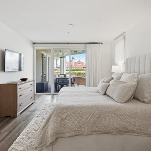 1101 1st st #114, Coronado, CA