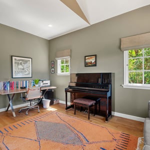 21254 Colina Dr, Topanga, CA