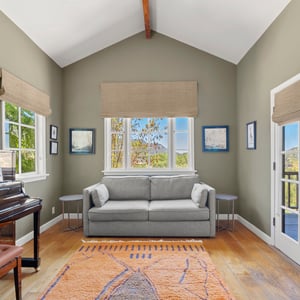 21254 Colina Dr, Topanga, CA