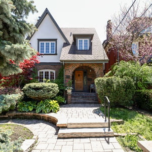 111 Glenview Avenue, Toronto, ON