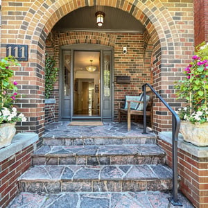 111 Glenview Avenue, Toronto, ON