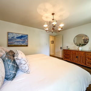 111 Glenview Avenue, Toronto, ON