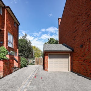 70 Sylvan Valleyway, Toronto, ON