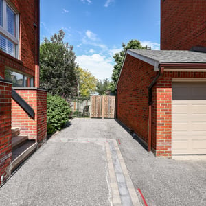 70 Sylvan Valleyway, Toronto, ON