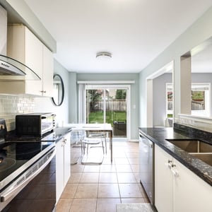 98 Orr Drive, Bradford, ON