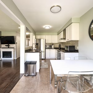 98 Orr Drive, Bradford, ON